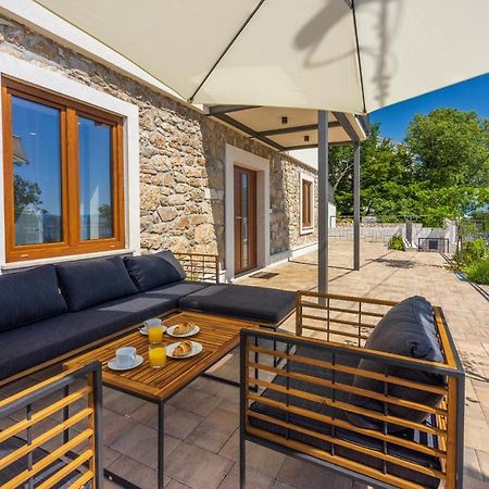 Villa Antani With Heated Pool, Sauna & Jacuzzi تْسْغيكفانِتْسا المظهر الخارجي الصورة