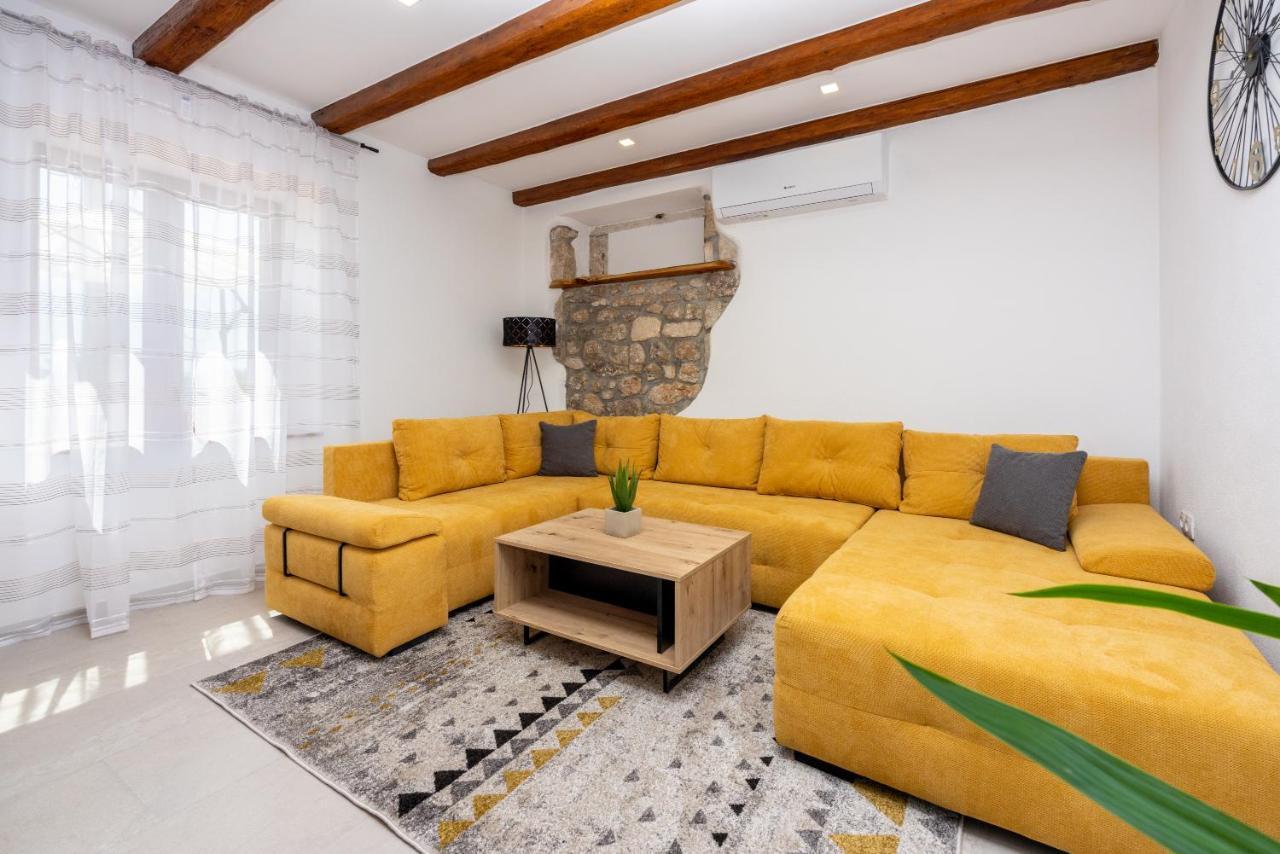 Villa Antani With Heated Pool, Sauna & Jacuzzi تْسْغيكفانِتْسا المظهر الخارجي الصورة