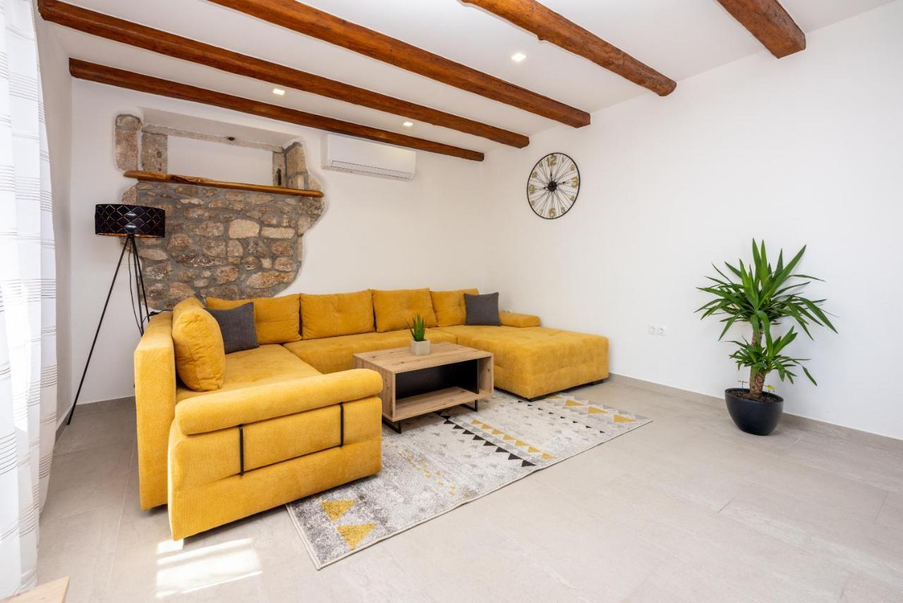 Villa Antani With Heated Pool, Sauna & Jacuzzi تْسْغيكفانِتْسا المظهر الخارجي الصورة