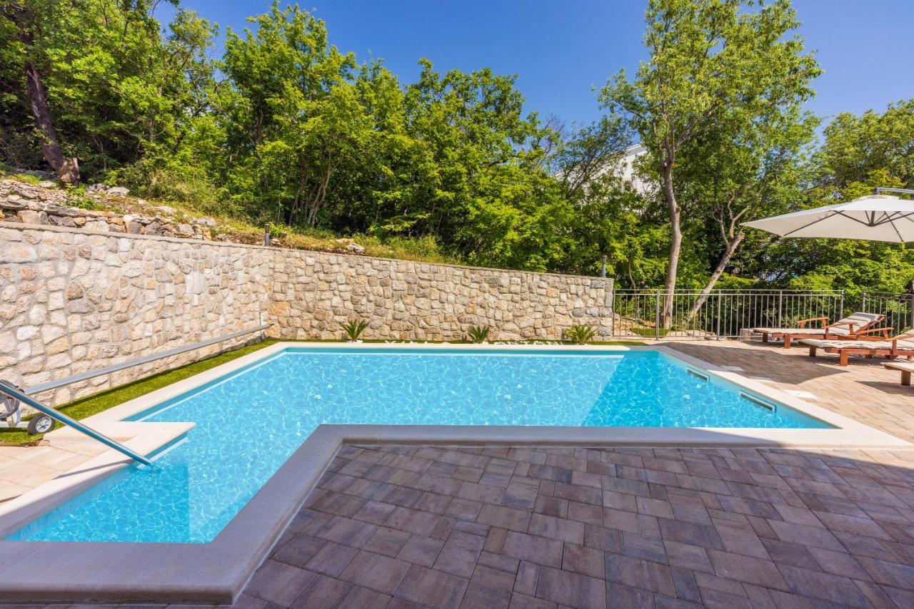 Villa Antani With Heated Pool, Sauna & Jacuzzi تْسْغيكفانِتْسا المظهر الخارجي الصورة